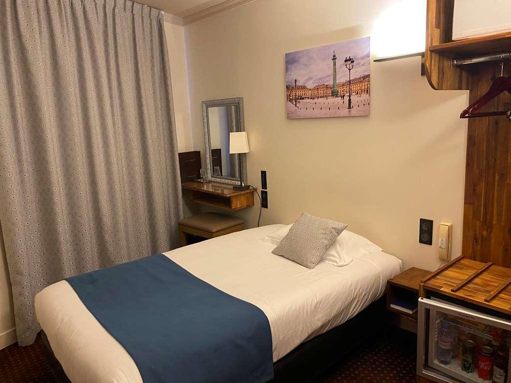 Hotel Louvre Sainte Anne Παρίσι Δωμάτιο φωτογραφία